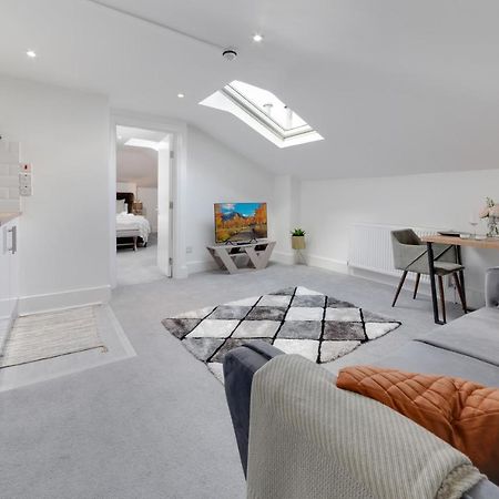 Suites By Rehoboth - M'Nuchah - Camden Road London Exterior photo