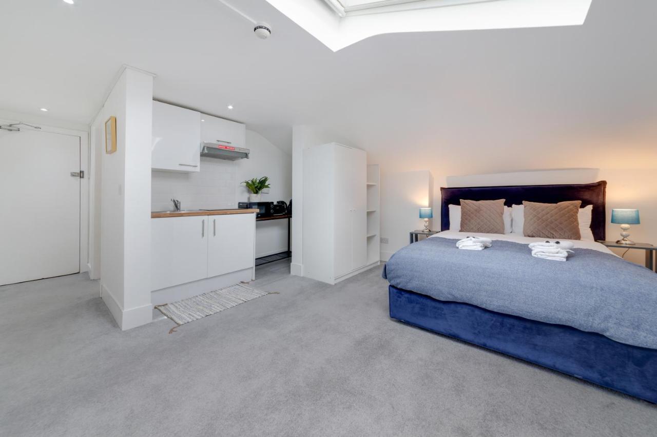 Suites By Rehoboth - M'Nuchah - Camden Road London Exterior photo